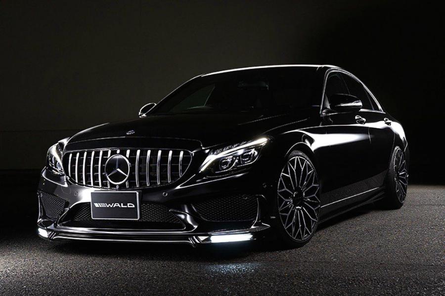  Mercedes-AMG C63 Black Bison by Wald 2019 года  (фото 14 из 16)